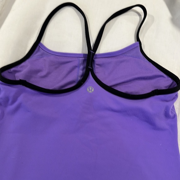 LULULEMON TOP PURPLE AND BLACK WITH INSIDE BRA - Picture 3 of 9